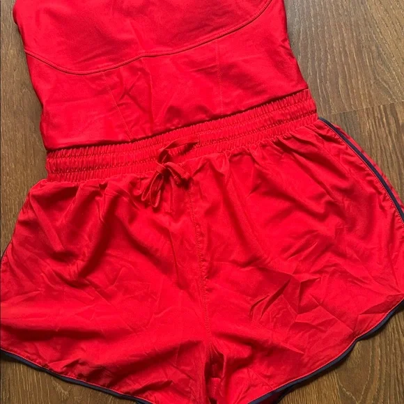 NWT Fabletics Sport Shortsie - Picture 2 of 5